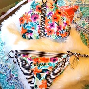 Floral & Stripe Reversible Bikini 👙
